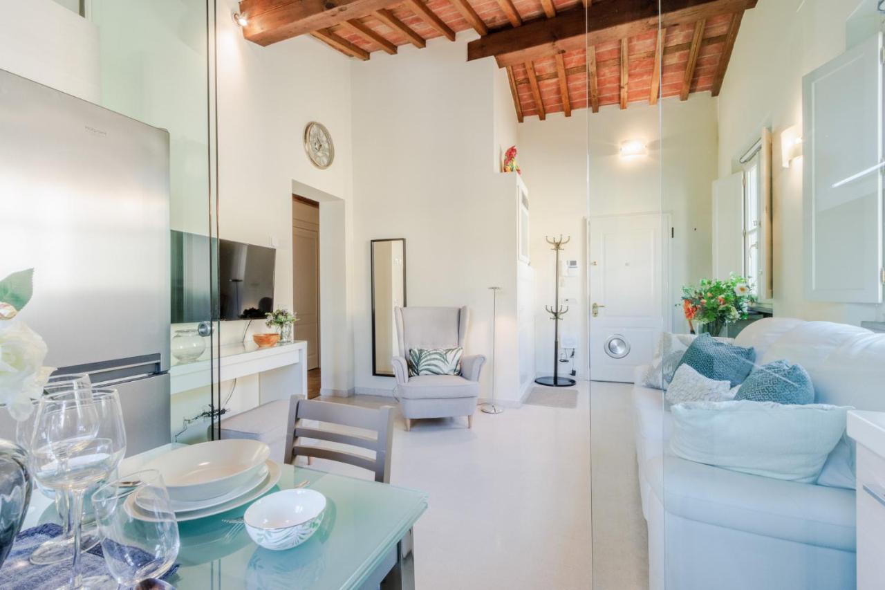 Ferienwohnung Helene Smart Flat With Elevator Inside Lucca Exterior foto
