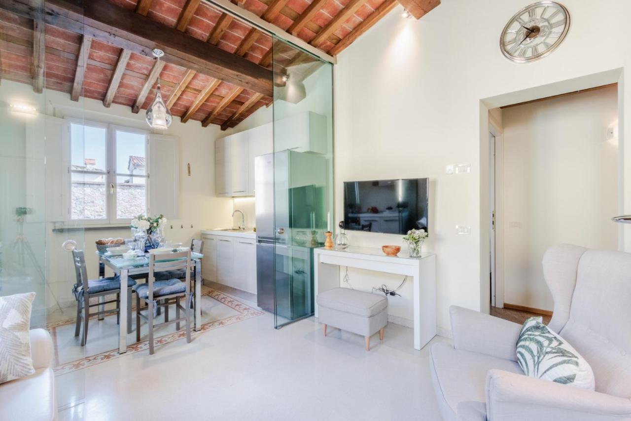 Ferienwohnung Helene Smart Flat With Elevator Inside Lucca Exterior foto